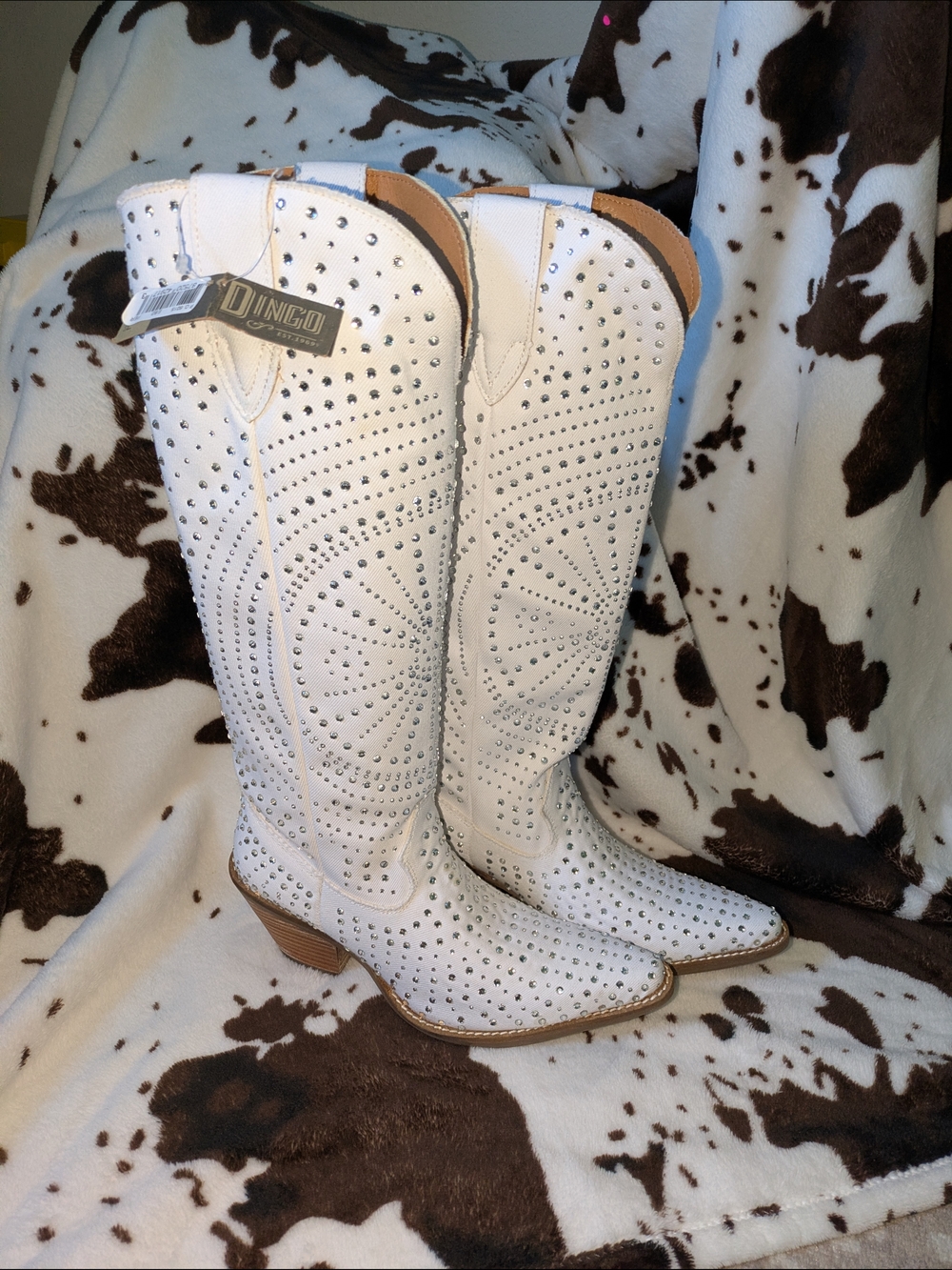NWT! DINGO Honkytonk Western White Studded Boots